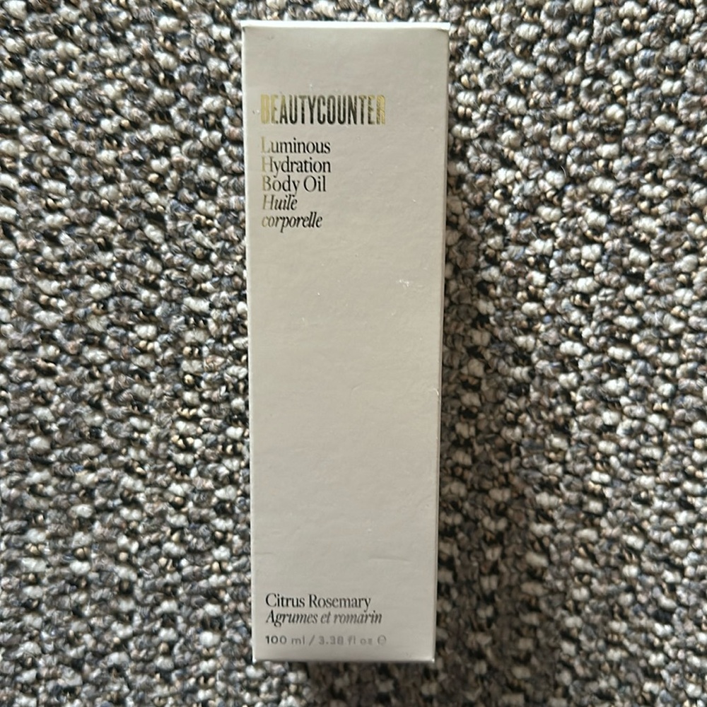 Discontinued Beautycounter Luminous Hydration Body Oil